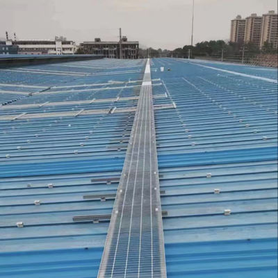 アルミ製 太陽光発電 屋根 歩道 滑り防ぎ 歩道 システム